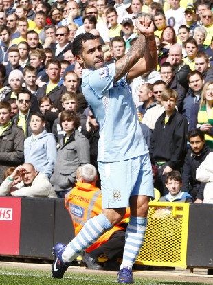 Carlos Tevez has City swinging again