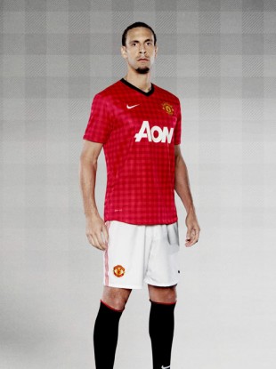 Rio Ferdinand - Scenes from an Italian restaurant.