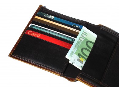 The average person might be willing to use a debit card for a €100 transaction - but would be less keen to use it for a €3 cup of coffee.