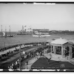Malecon and El Morro, Havana, Cuba. (Library of Congress, Prints & Photographs Division)