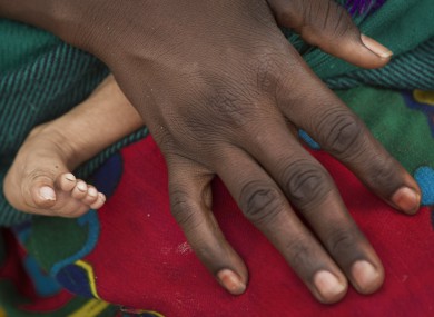 File: A mother and her child in Niger