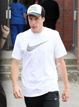 Chilean striker Angelo Henriquez has joined Wigan on loan.