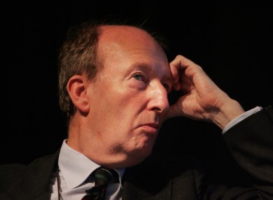 Shane Ross has tabled a motion demanding that the Irish government not make the next repayment on the Anglo Irish Bank promissory notes.