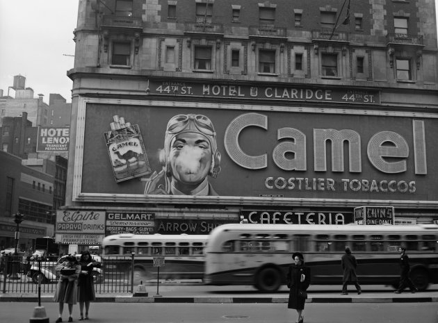 1943