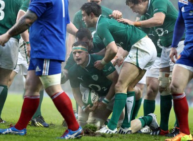 Jamie Heaslip scores the opening try of the match.